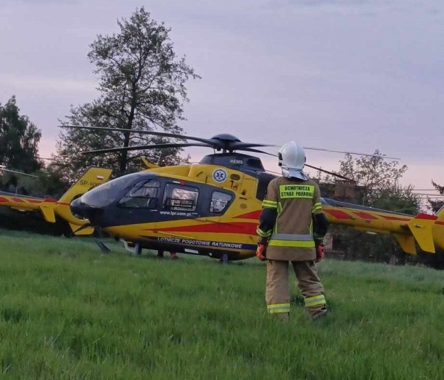 Explosion at a fire station near Krakow: six injured, including children Explosion at the OSP Gr Obynice gm. Greenies. The incident probably happened during children's classes. There are several injured people including children who were taking part in the classes. 2 Lotnicze Pogotowie Ratunkowe helicopters land on site, numerous Emergency Squads, Fire Brigade and Police. The rescue operation is in progress. Portal dedicated to Rescue and Firefighting activities in the Krak?w District